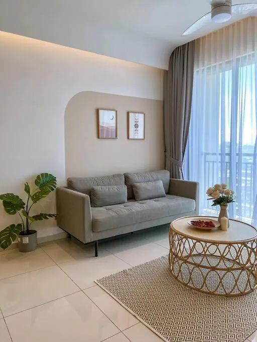 Kenwingston Skyloft Apartment Doorsteps To Brt Subang Usj Subang Jaya