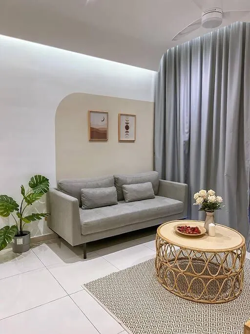 Kenwingston Skyloft Apartment Doorsteps To Brt Subang Usj Subang Jaya