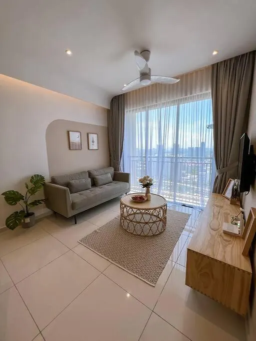 Kenwingston Skyloft Apartment Doorsteps To Brt Subang Usj Subang Jaya