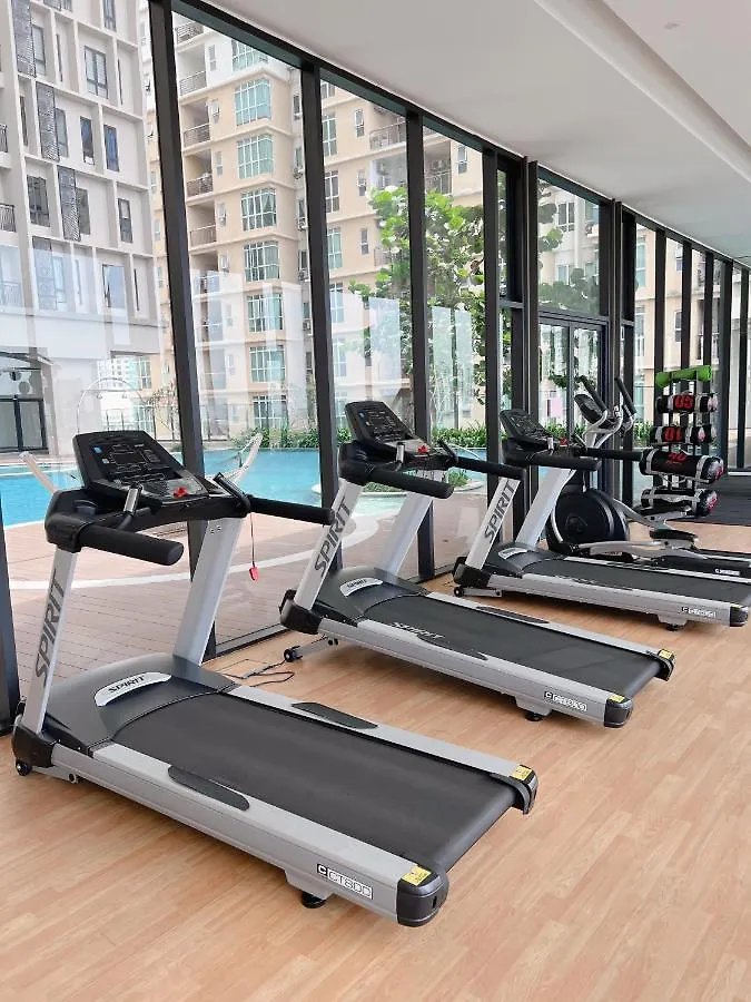 Kenwingston Skyloft Apartment Doorsteps To Brt Subang Usj Subang Jaya Malaysia