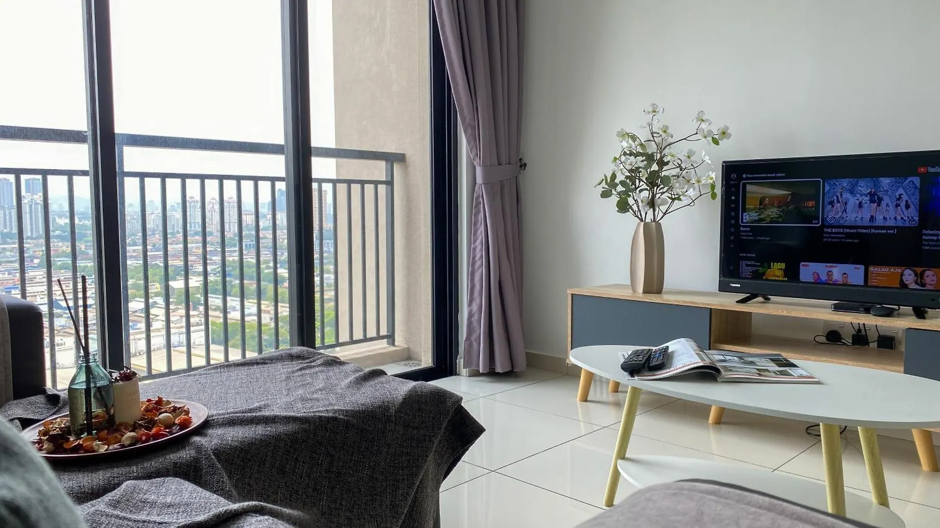 Kenwingston Skyloft Apartment Doorsteps To Brt Subang Usj Subang Jaya 0*,