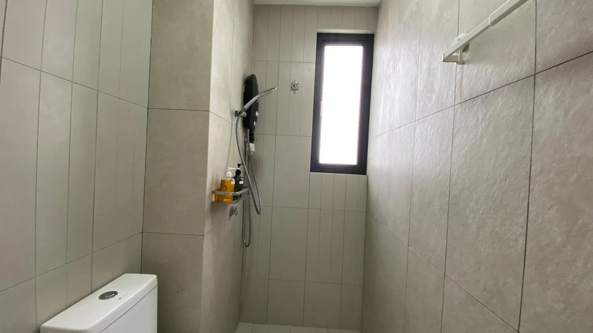 Kenwingston Skyloft Apartment Doorsteps To Brt Subang Usj Subang Jaya
