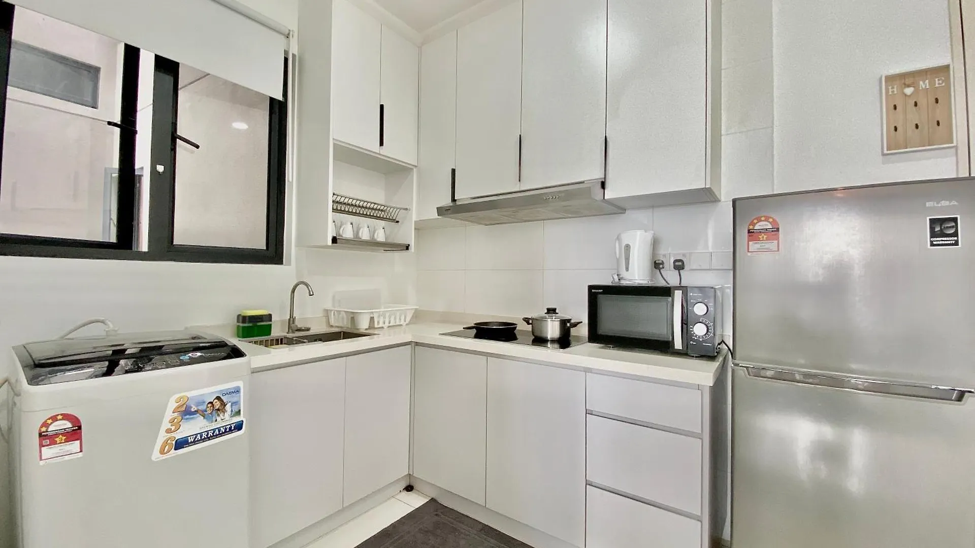 Kenwingston Skyloft Apartment Doorsteps To Brt Subang Usj Subang Jaya