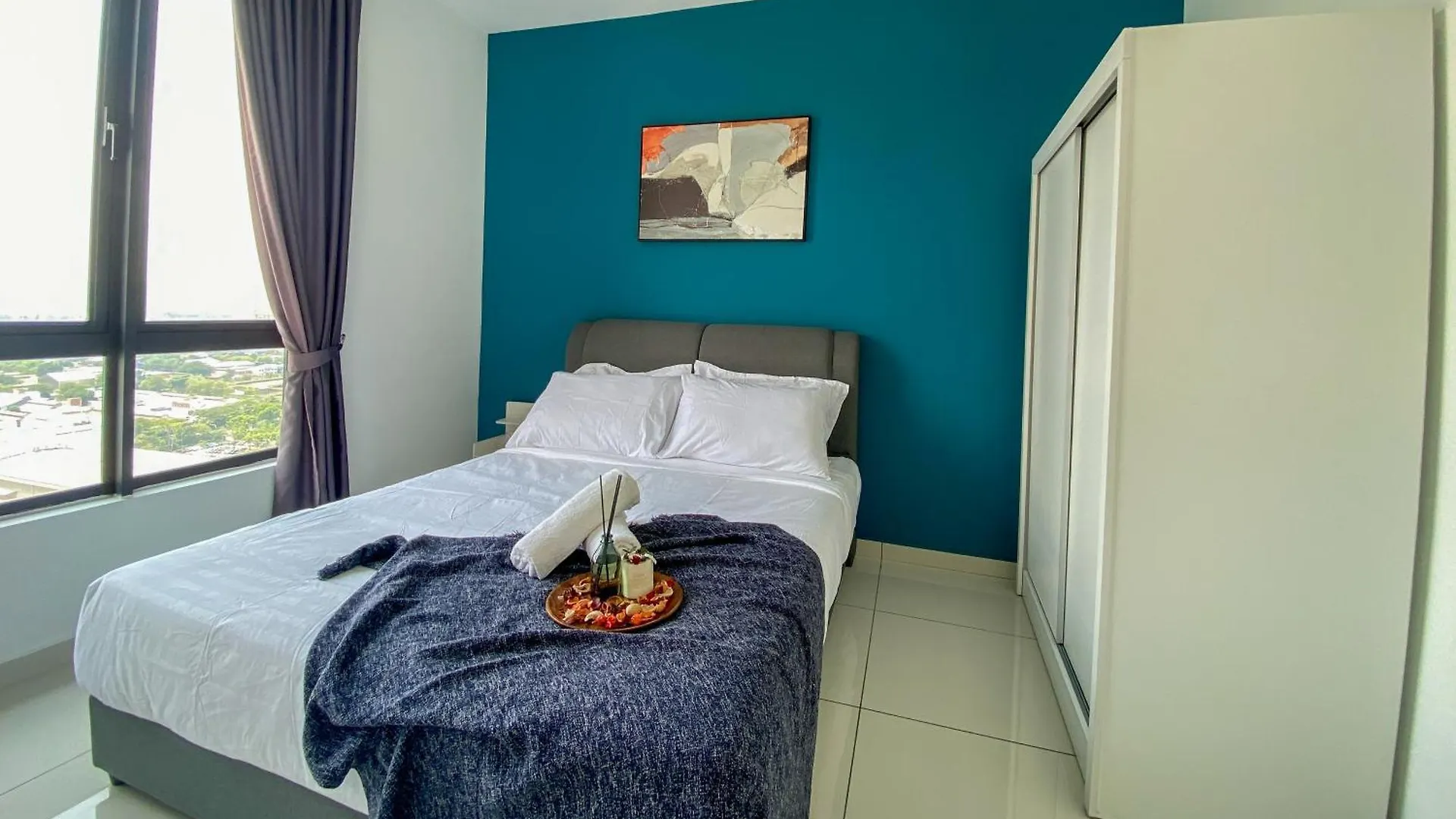 Kenwingston Skyloft Apartment Doorsteps To Brt Subang Usj Subang Jaya